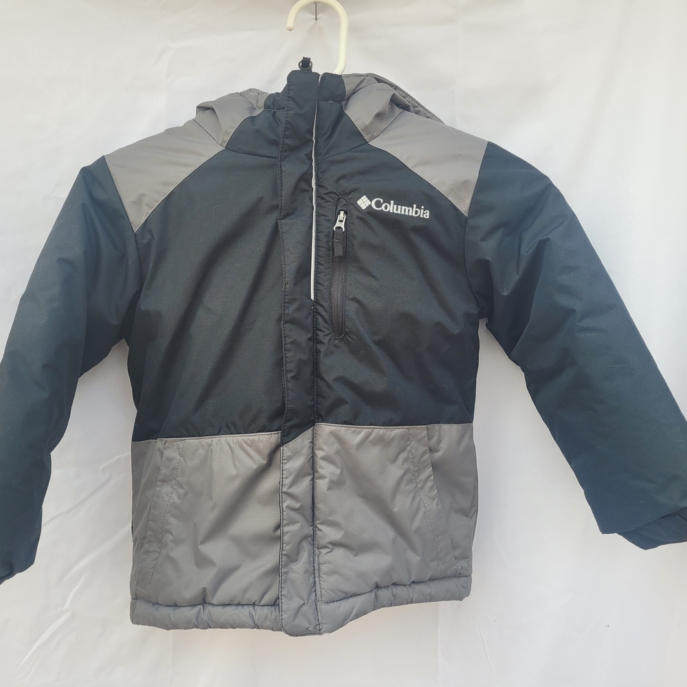 Columbia Kids Two-Tone Black and Gray Puffer Jacket